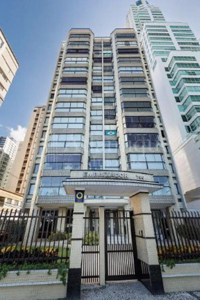 Apartamento, 3 quartos, 1 m² - Foto 1