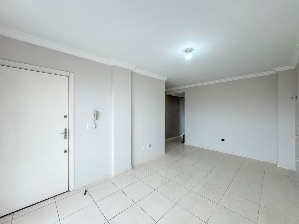 Apartamento à venda com 2 quartos, 55m² - Foto 3
