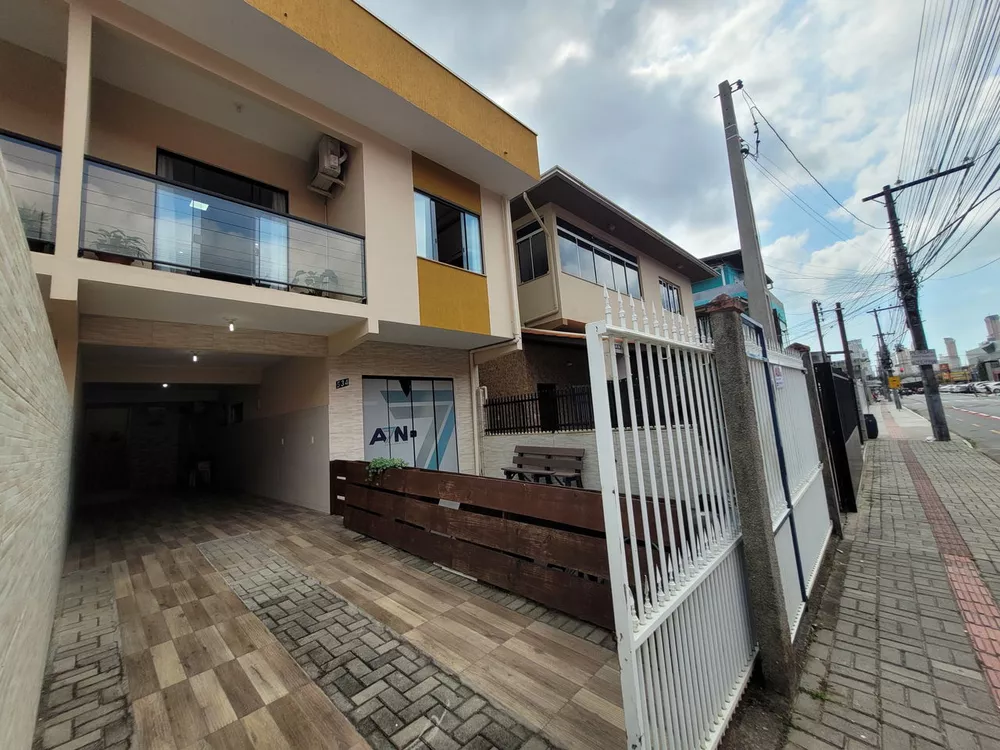 Casa, 3 quartos, 150 m² - Foto 2