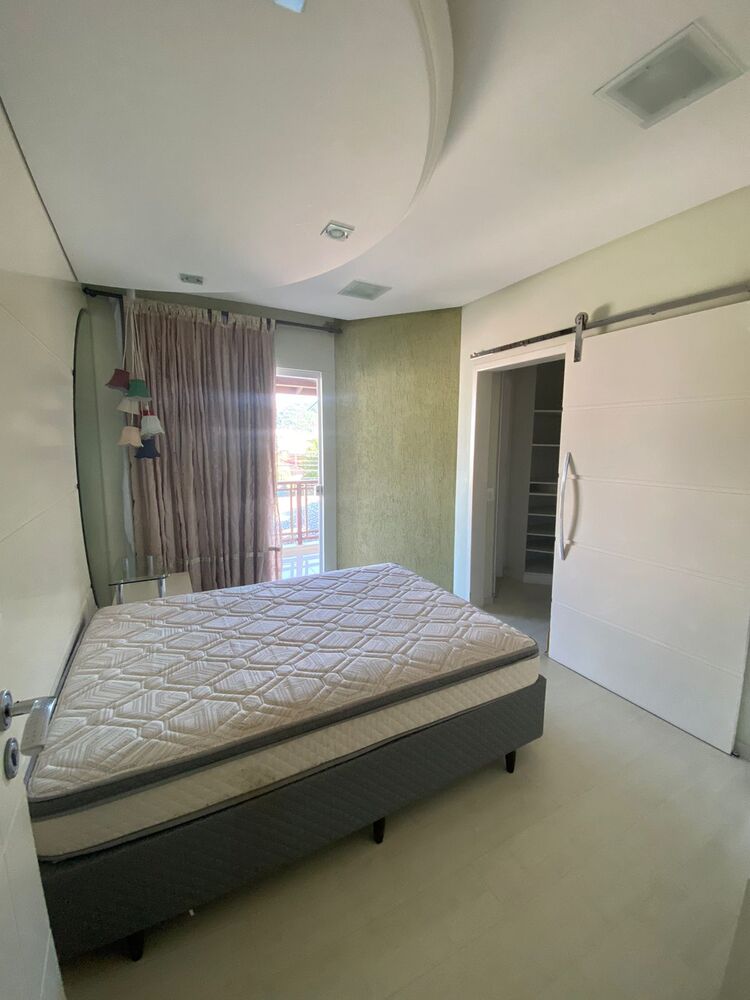 Casa, 5 quartos, 270 m² - Foto 4