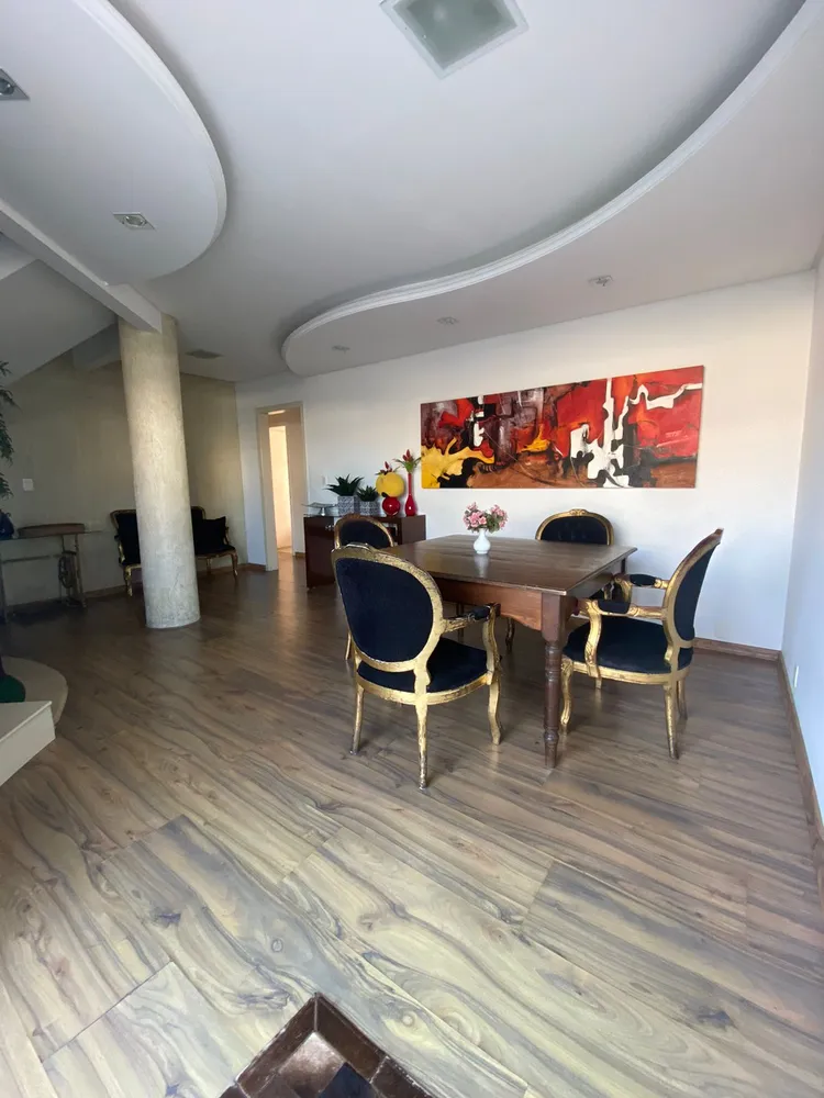 Casa, 5 quartos, 270 m² - Foto 11