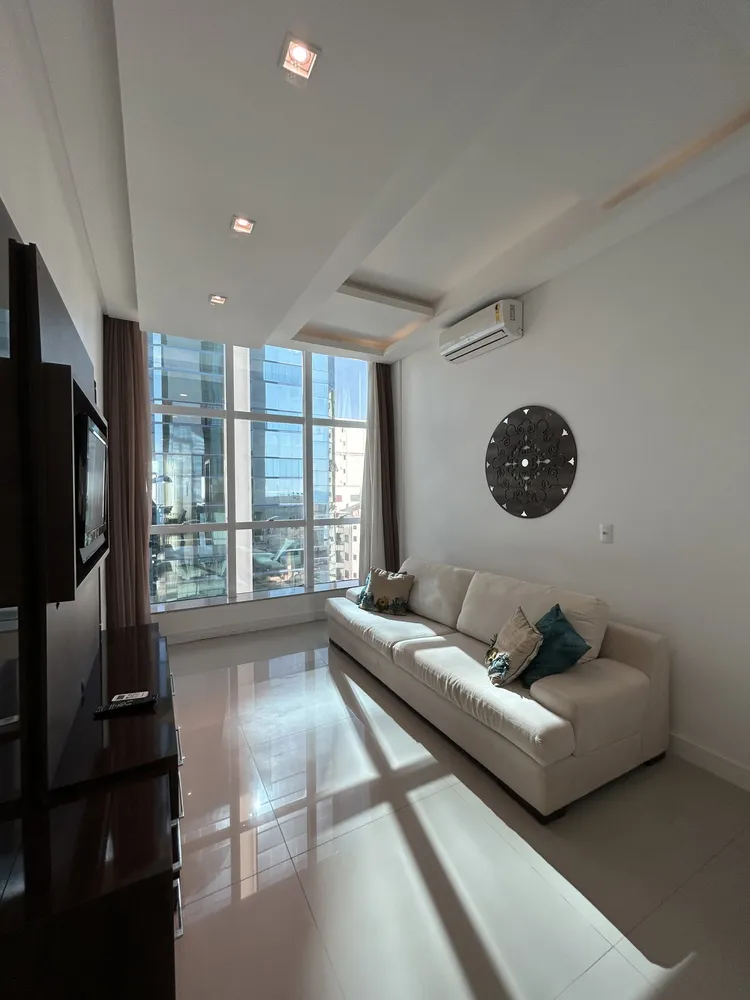 Apartamento, 3 quartos, 131 m² - Foto 2