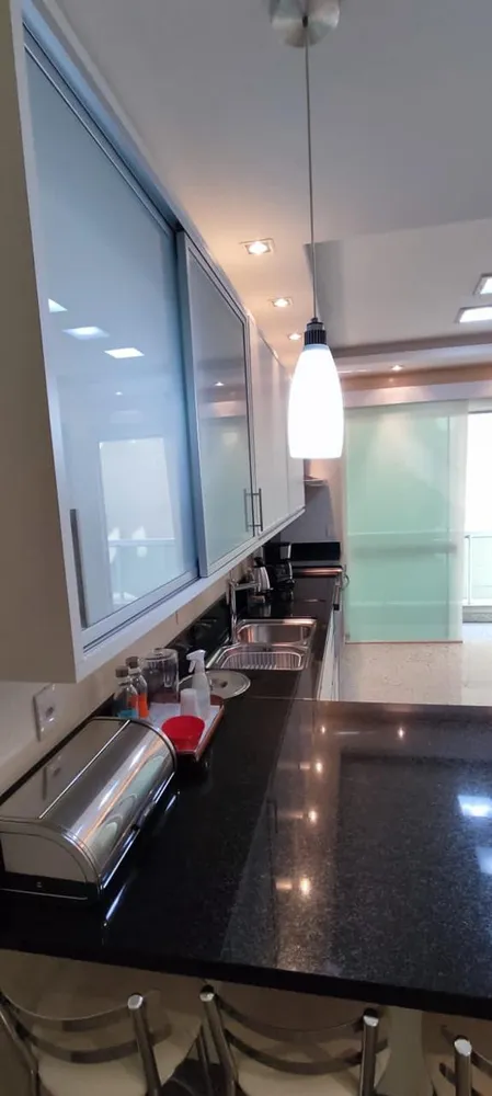 Apartamento, 4 quartos, 301 m² - Foto 1