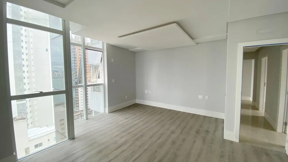 Apartamento, 3 quartos, 133 m² - Foto 2