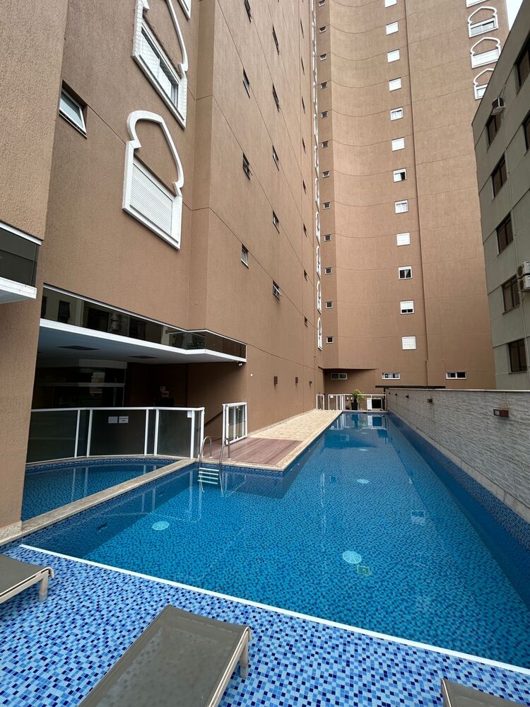 Apartamento à venda com 4 quartos, 222m² - Foto 9