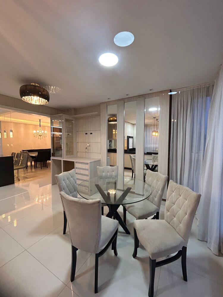 Apartamento à venda com 4 quartos, 222m² - Foto 3