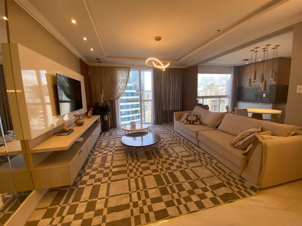 Apartamento, 4 quartos, 195 m² - Foto 1