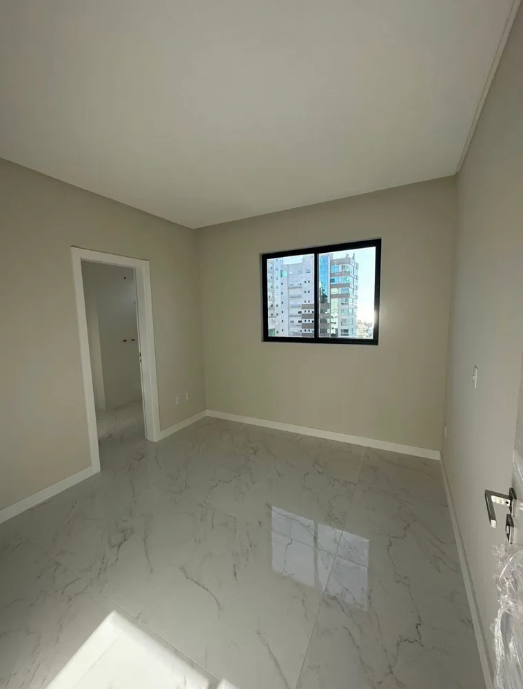 Apartamento, 3 quartos, 100 m² - Foto 1