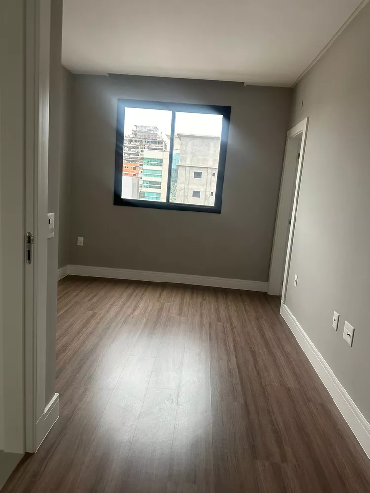 Apartamento, 3 quartos, 138 m² - Foto 3