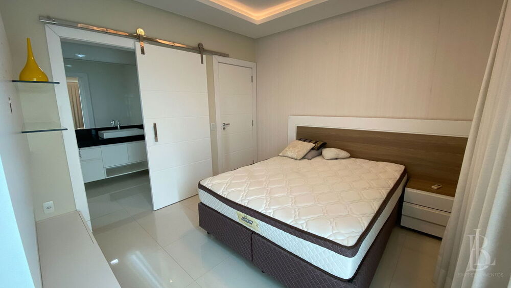 Casa, 3 quartos, 387 m² - Foto 2