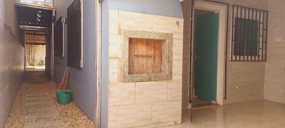Casa à venda com 3 quartos, 105m² - Foto 4