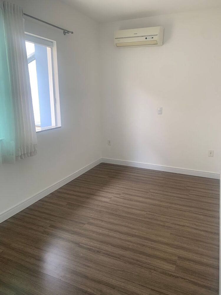 Casa, 3 quartos, 105 m² - Foto 1