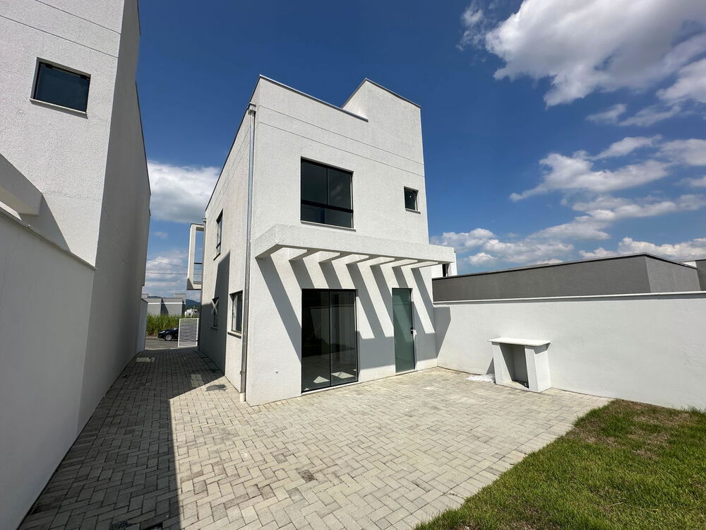 Casa à venda com 3 quartos, 106m² - Foto 3