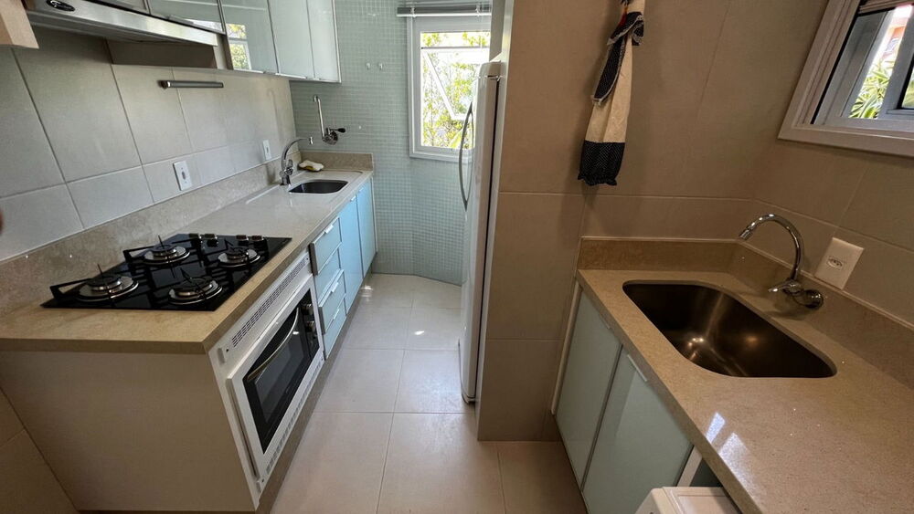 Casa à venda com 3 quartos, 203m² - Foto 3