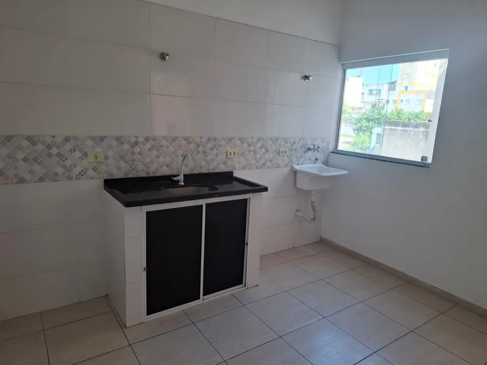 Apartamento, 1 quarto, 27 m² - Foto 2