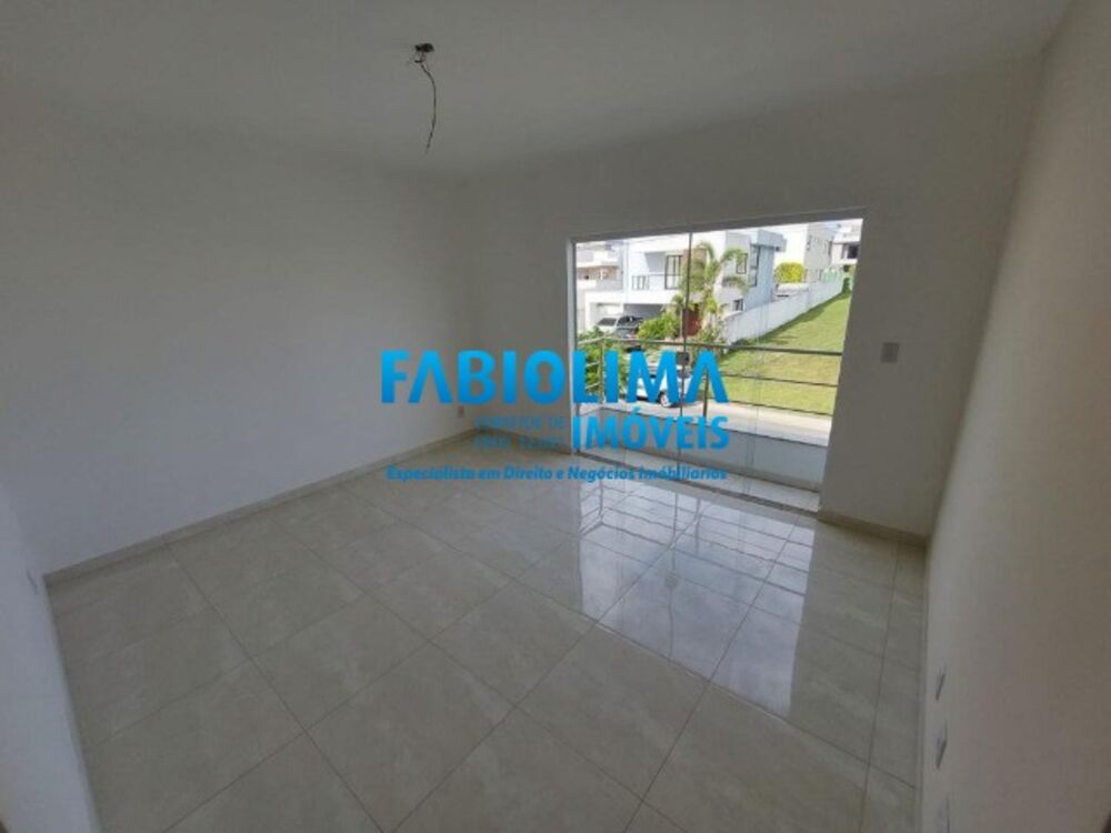 Casa de Condomínio à venda com 4 quartos, 275m² - Foto 3