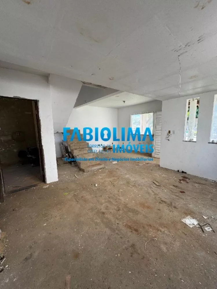 Casa de Condomínio à venda com 4 quartos, 271m² - Foto 8