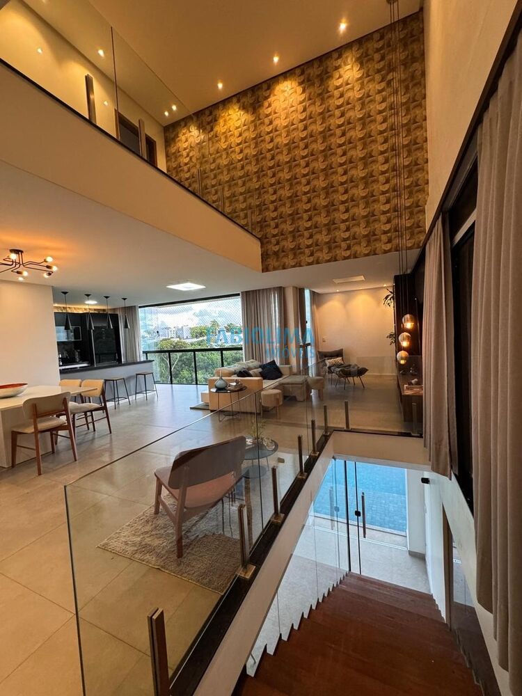 Casa de Condomínio à venda com 3 quartos, 390m² - Foto 1