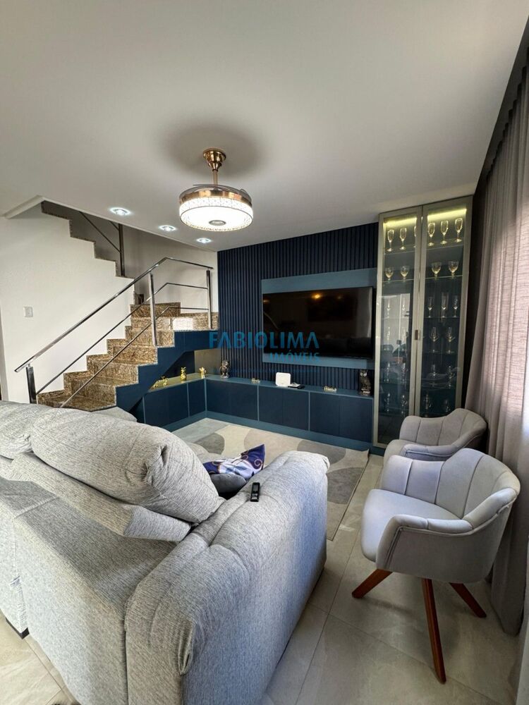 Casa de Condomínio, 4 quartos - Foto 1