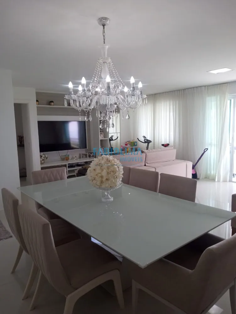 Apartamento, 3 quartos, 145 m² - Foto 1