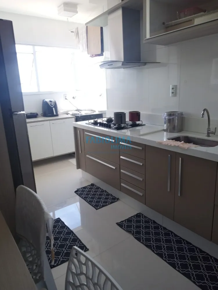 Apartamento, 3 quartos, 145 m² - Foto 2