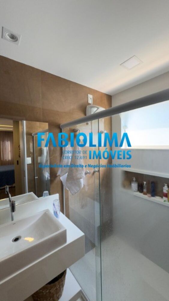 Casa de Condomínio à venda com 3 quartos, 250m² - Foto 4