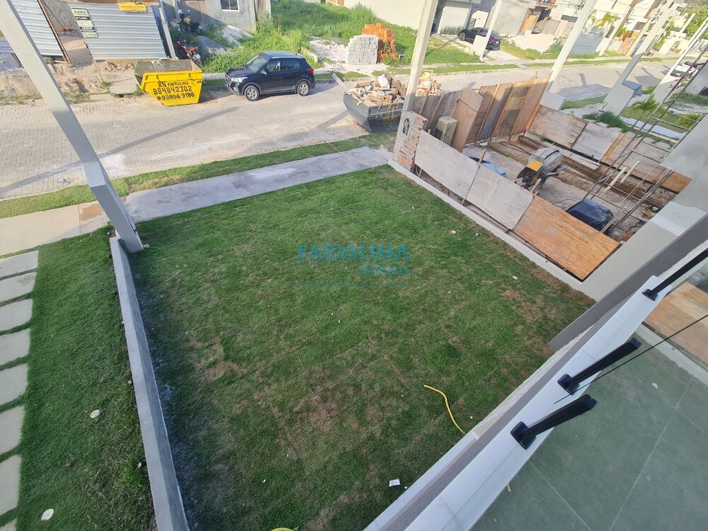 Casa de Condomínio à venda com 4 quartos, 216m² - Foto 3