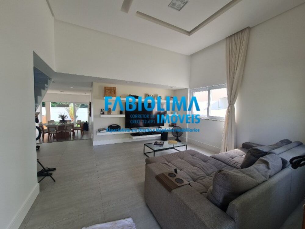 Casa de Condomínio à venda com 4 quartos, 450m² - Foto 1