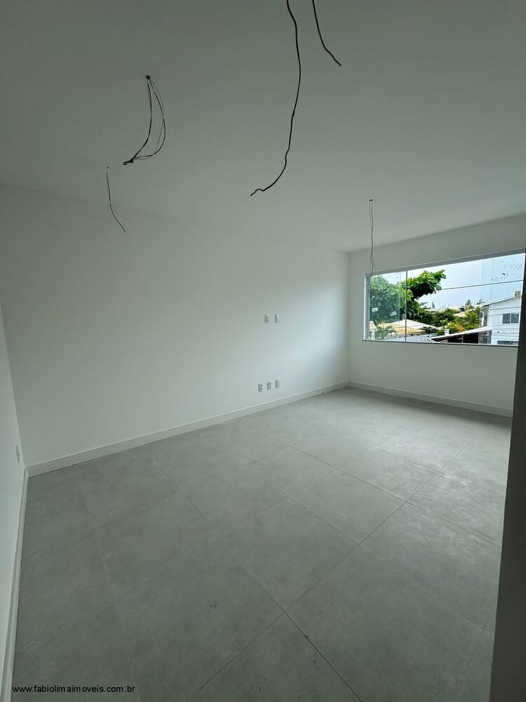 Casa de Condomínio à venda com 4 quartos, 300m² - Foto 4