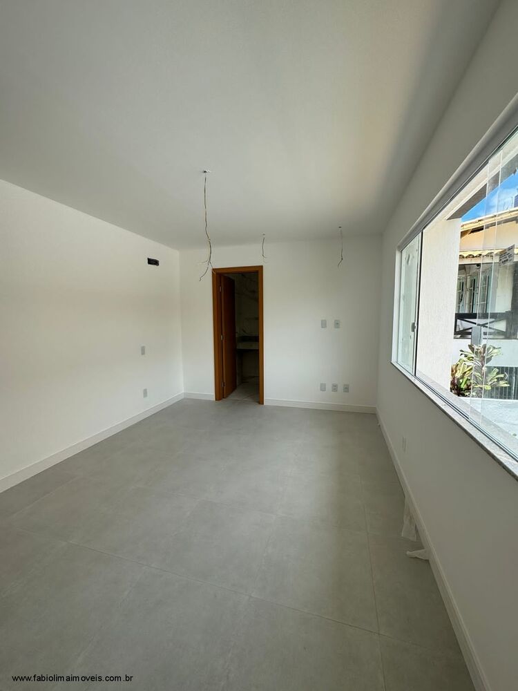 Casa de Condomínio à venda com 4 quartos, 300m² - Foto 3