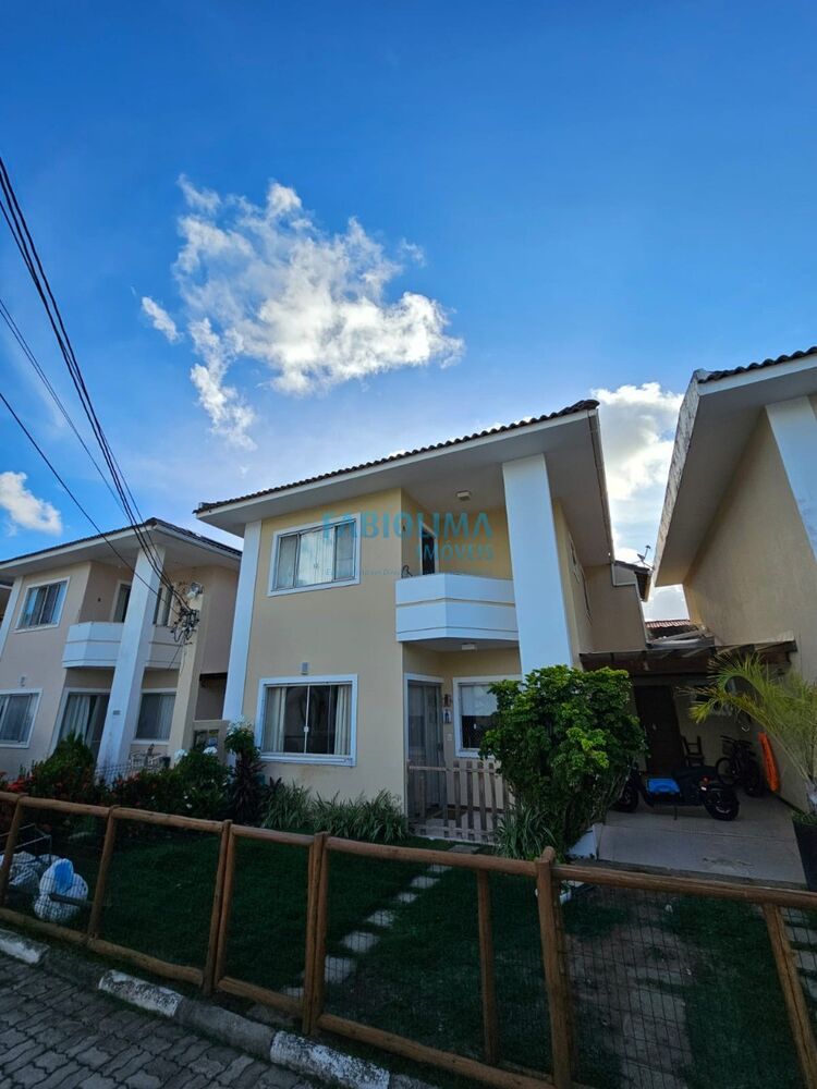 Casa de Condomínio para alugar com 4 quartos, 150m² - Foto 1