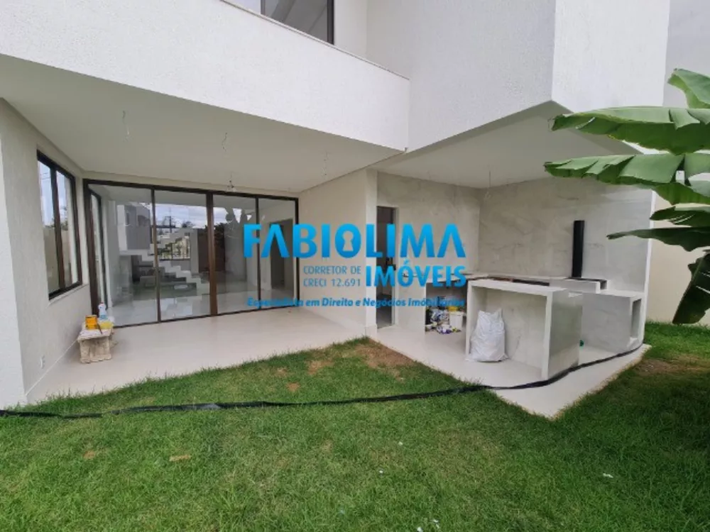 Casa de Condomínio à venda com 3 quartos, 250m² - Foto 4