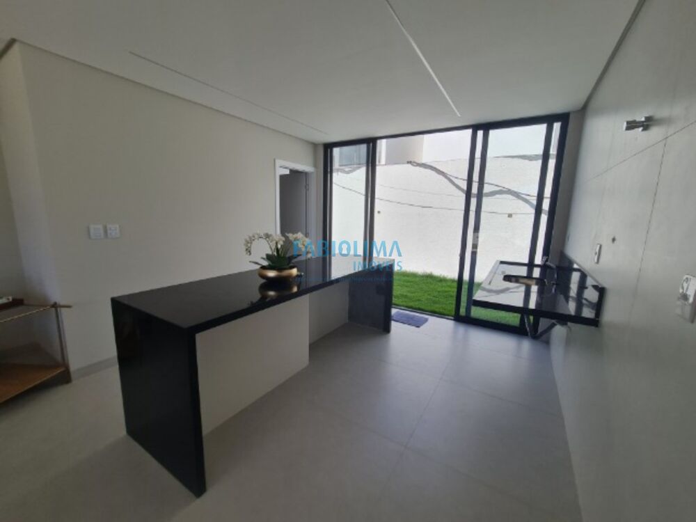Apartamento à venda com 3 quartos, 94m² - Foto 2