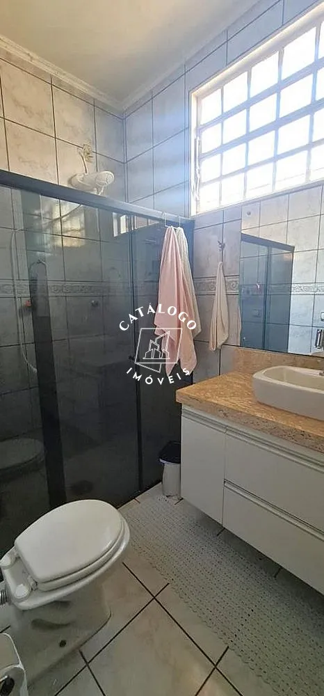 Casa, 3 quartos, 228 m² - Foto 3