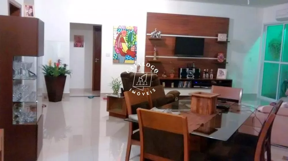 Casa de Condomínio à venda com 3 quartos, 340m² - Foto 4