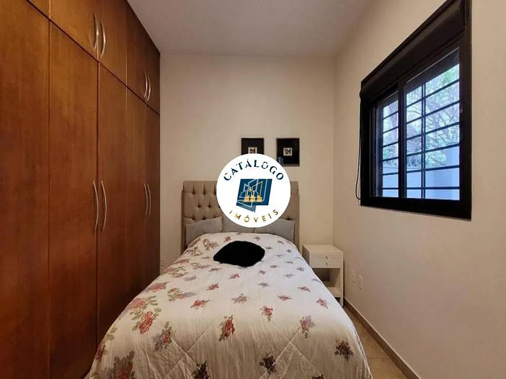 Casa, 3 quartos, 1716 m² - Foto 5