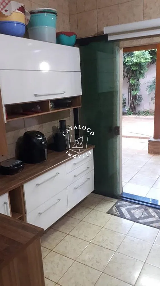 Casa, 4 quartos, 250 m² - Foto 13