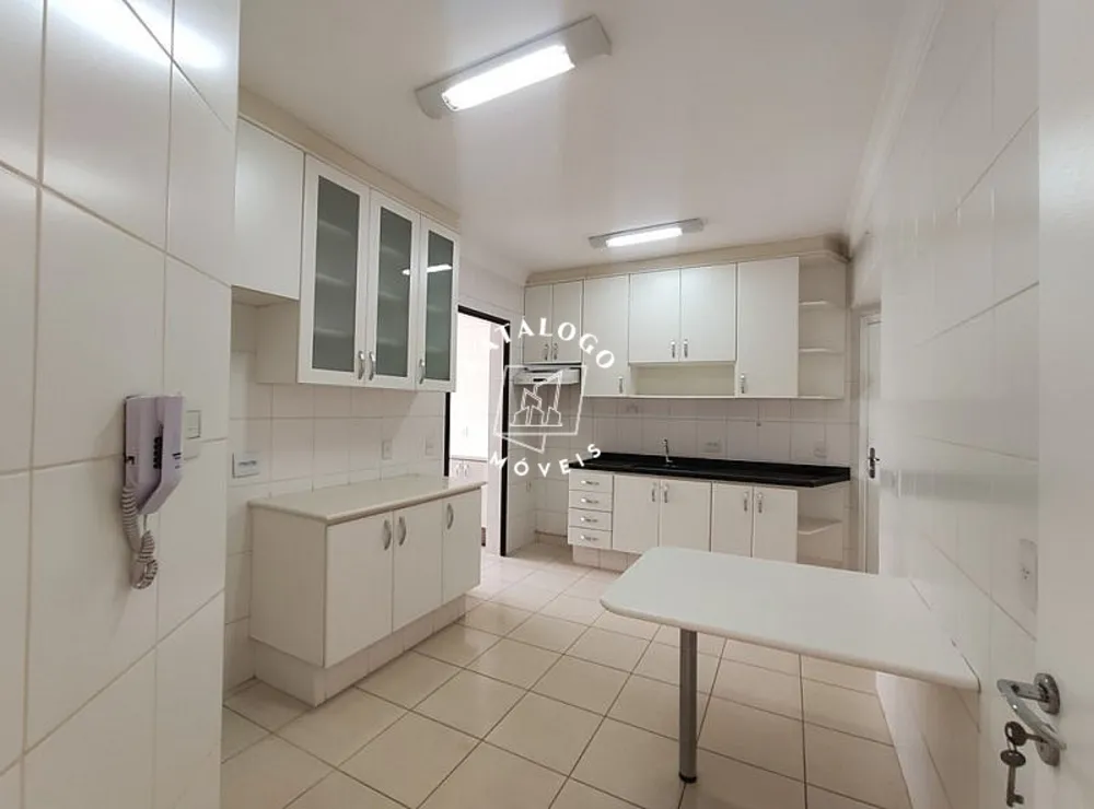 Apartamento, 3 quartos, 142 m² - Foto 2