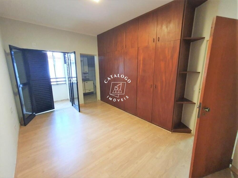 Apartamento à venda com 3 quartos, 94m² - Foto 1