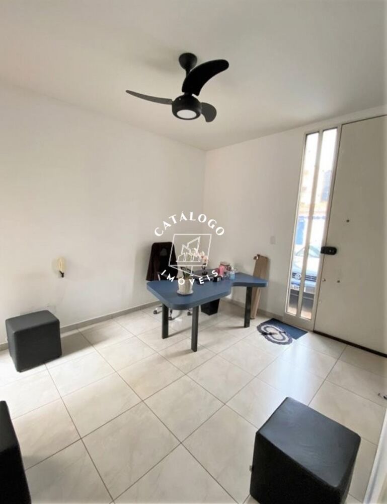 Prédio Inteiro à venda com 3 quartos, 142m² - Foto 1