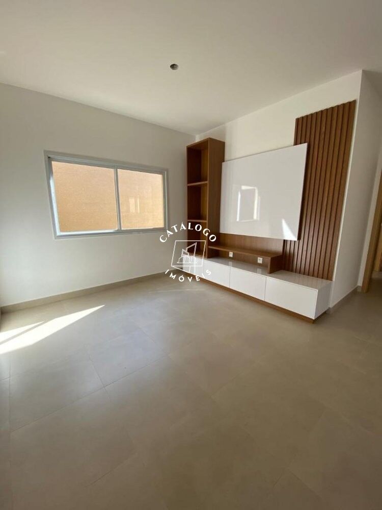 Casa à venda com 3 quartos, 275m² - Foto 3