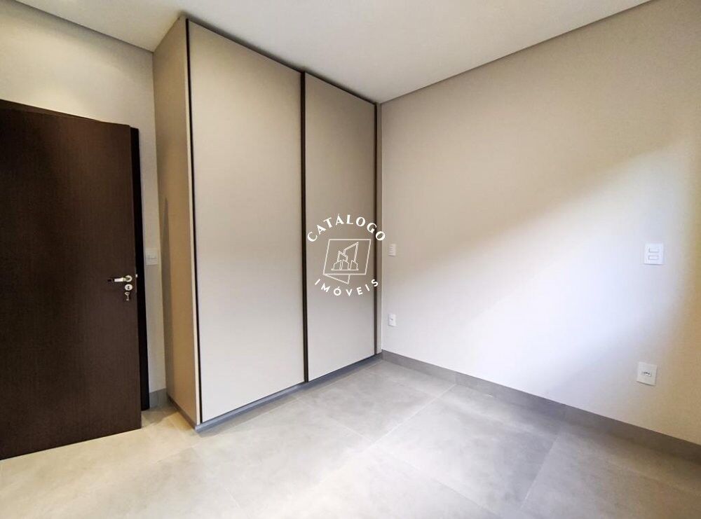 Casa de Condomínio à venda com 3 quartos, 336m² - Foto 3