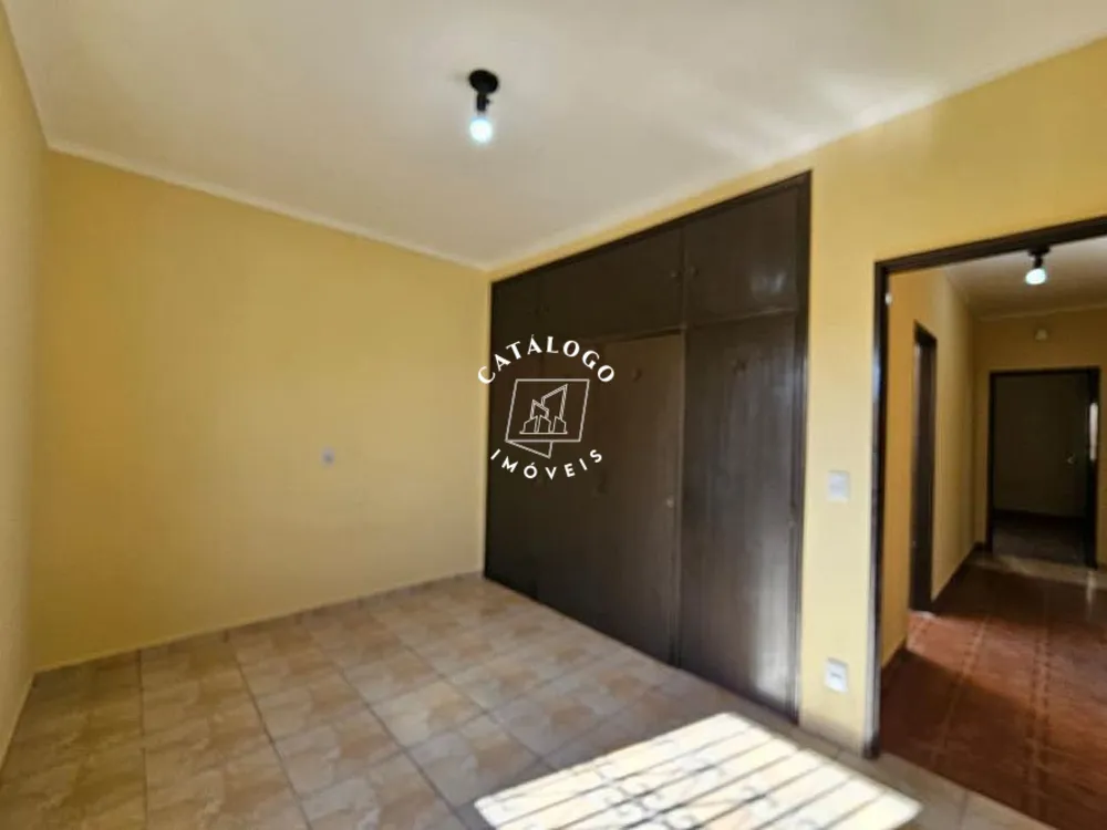 Casa, 3 quartos, 209 m² - Foto 1