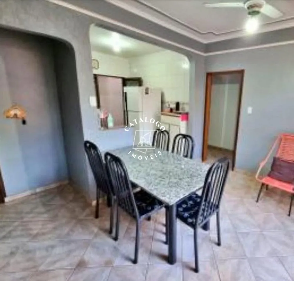 Casa, 6 quartos, 240 m² - Foto 2