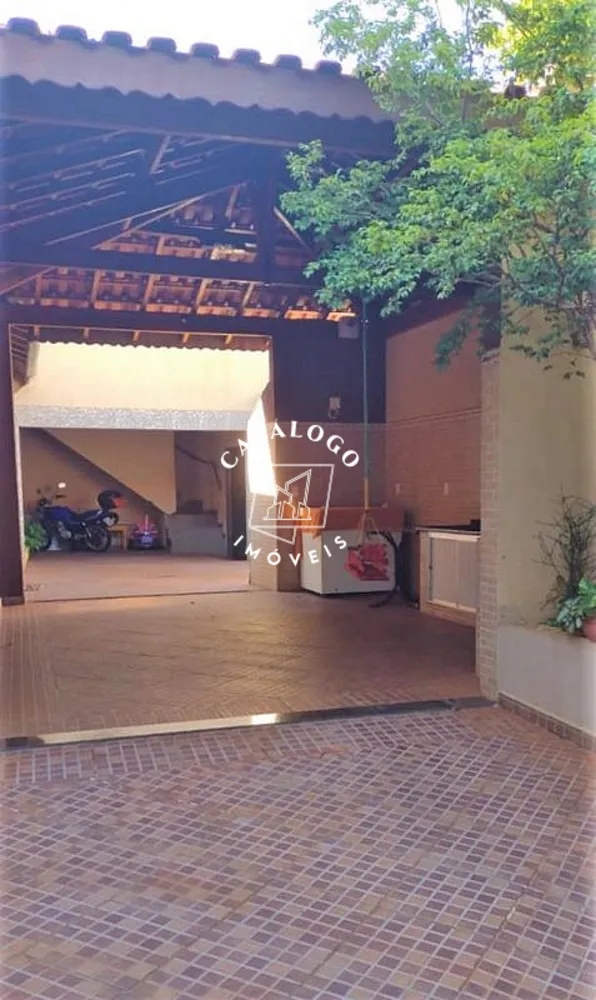 Casa, 6 quartos, 240 m² - Foto 11