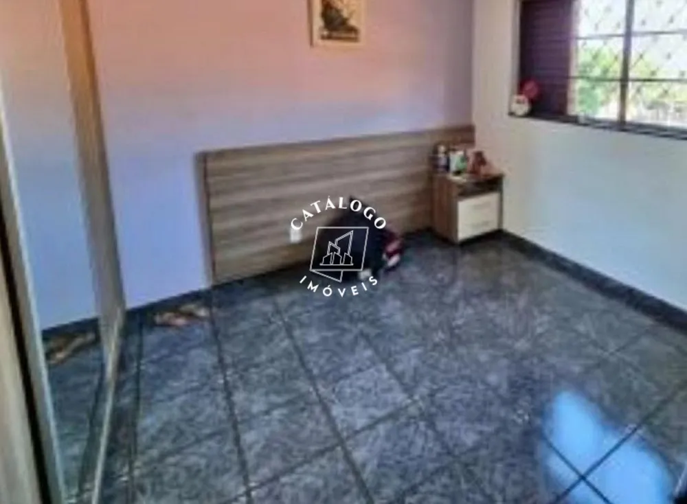 Casa, 6 quartos, 240 m² - Foto 9