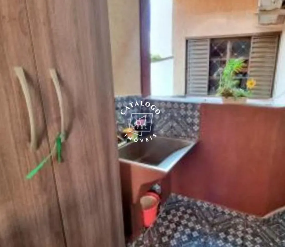 Casa, 6 quartos, 240 m² - Foto 1
