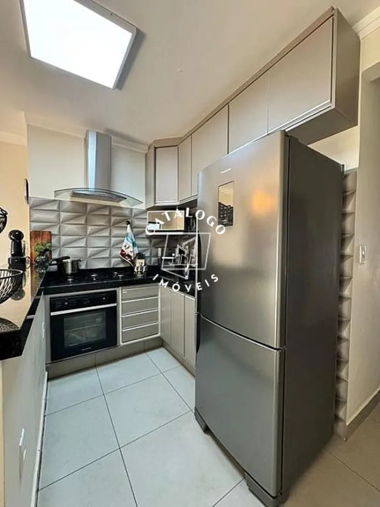Casa, 3 quartos, 200 m² - Foto 1
