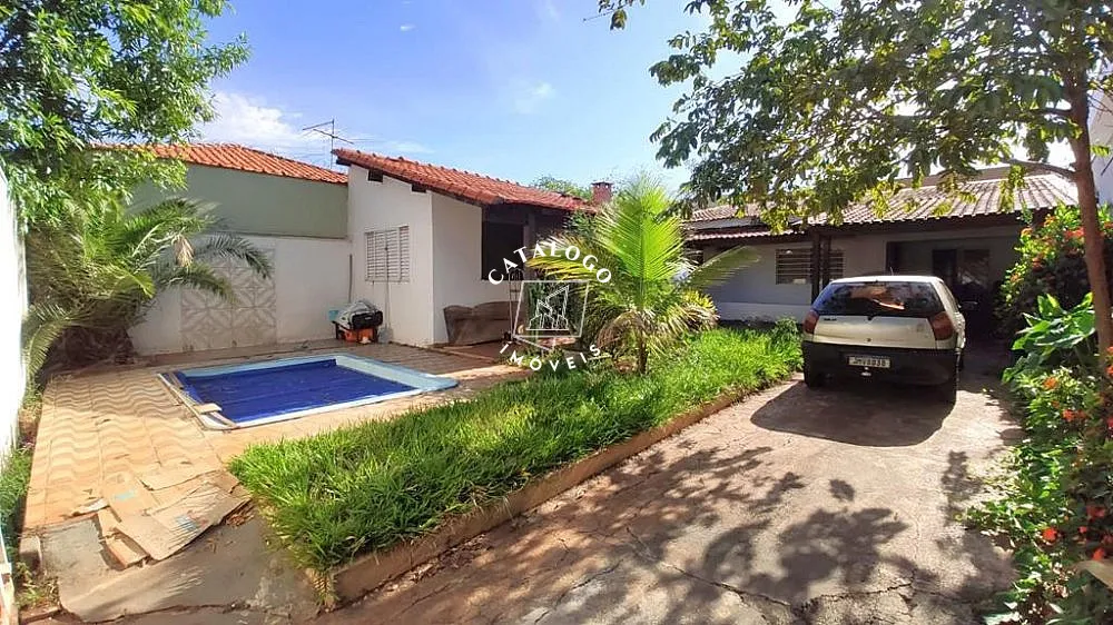 Casa, 2 quartos, 250 m² - Foto 1