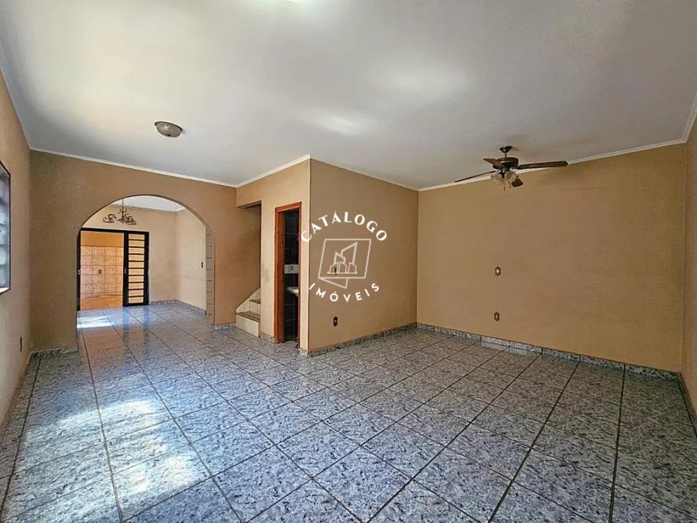Casa, 4 quartos, 181 m² - Foto 1
